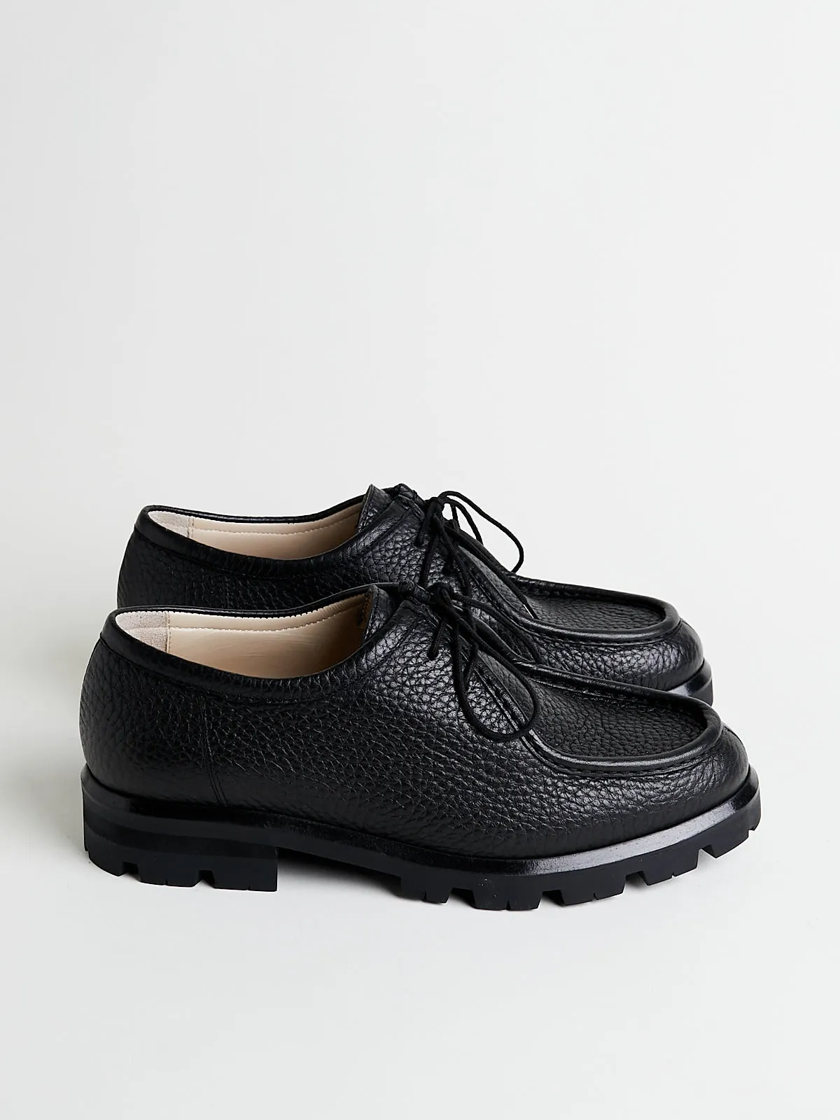 Textured Leather New Lace-Up Shoe in Black