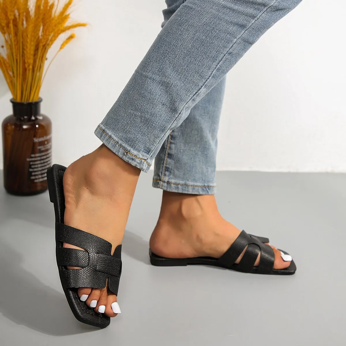 Women's Fashionable Square Toe Beach Slippers 94324645S