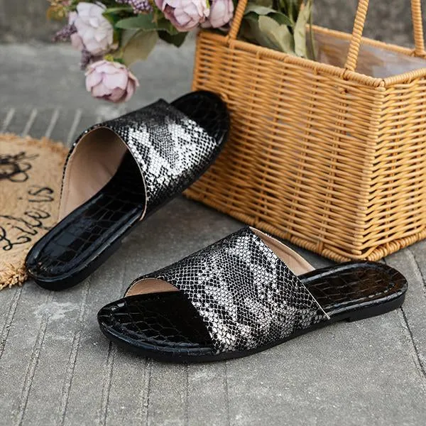 Women's Stylish Casual Flat Snake Print Beach Slippers 49980251S